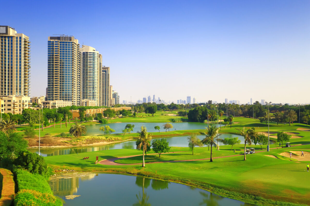 Comment bien organiser votre voyage golf à Dubaï ?