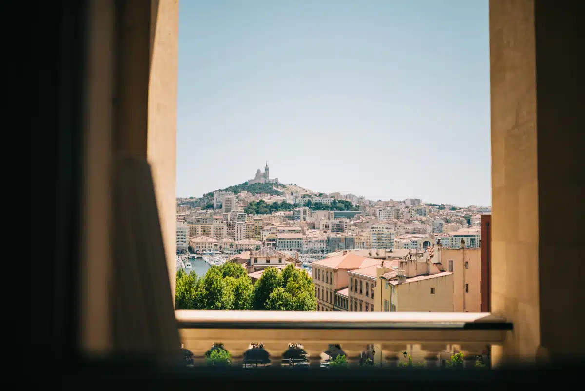 Vacances à Marseille : partez à la découverte des plus beaux coins de la région en voiture